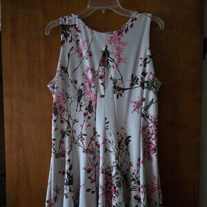Dress Barn Peak-a-Boo A-Line Floral Dress Size 16